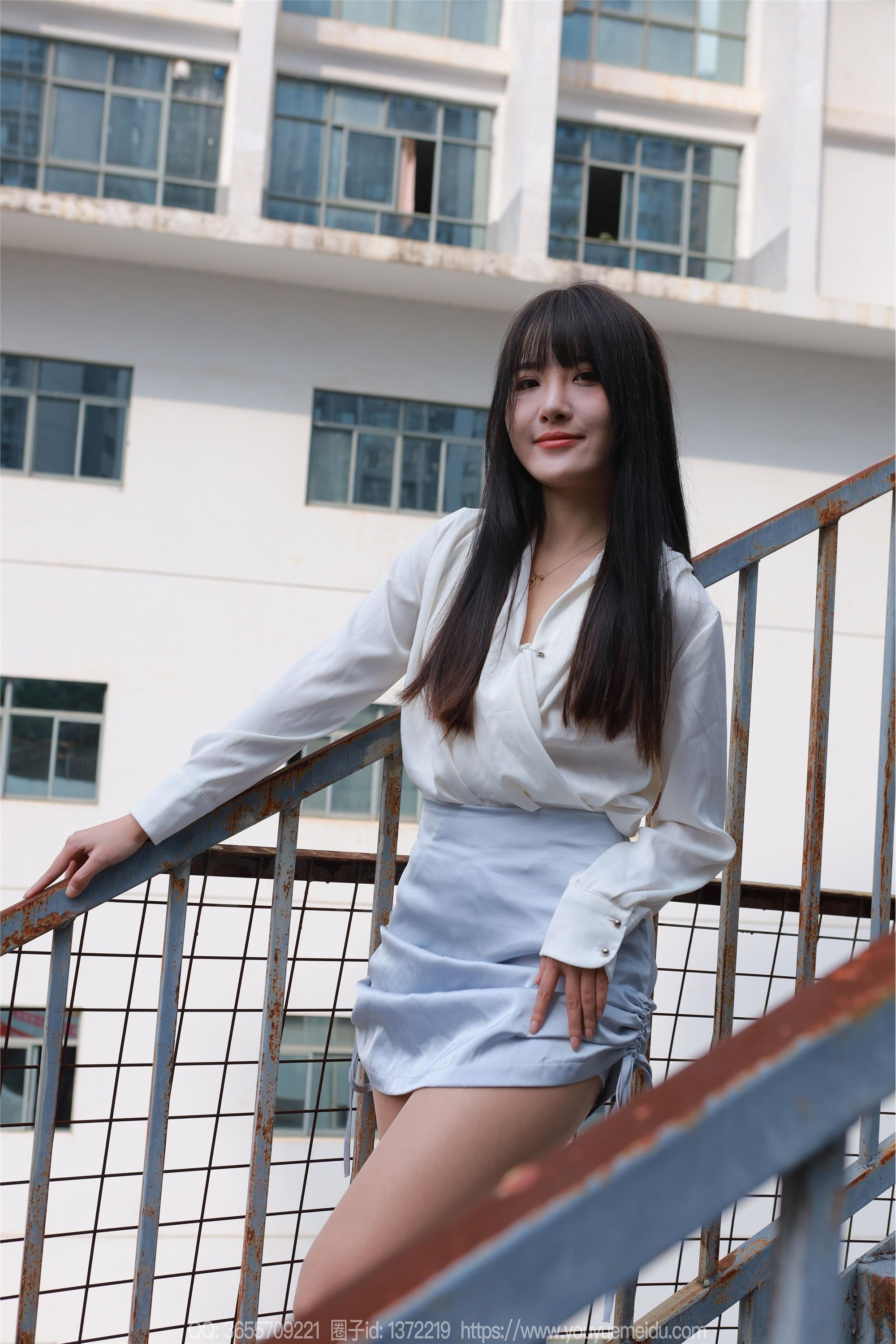 IESS异思趣向  2024.11.08 丝享家 1893 婉萍《蓝色短裙（上）》